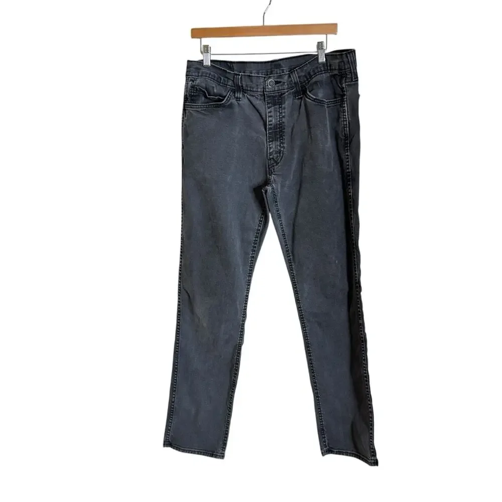 Levis levis 541